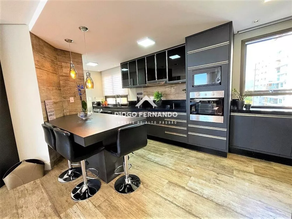 Apartamento, 3 quartos, 209 m² - Foto 1