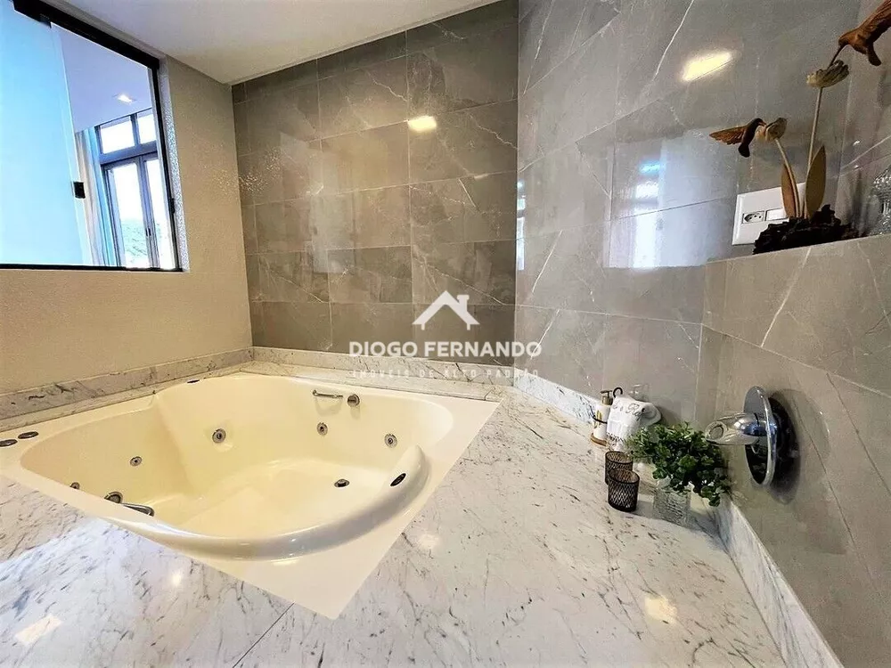 Apartamento, 3 quartos, 209 m² - Foto 2