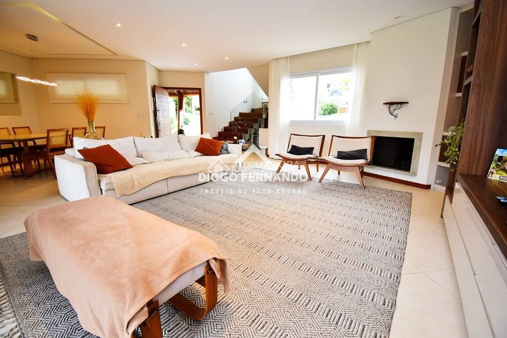 Casa, 4 quartos, 450 m² - Foto 1