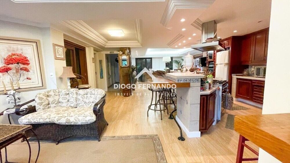 Casa, 6 quartos, 1000 m² - Foto 1