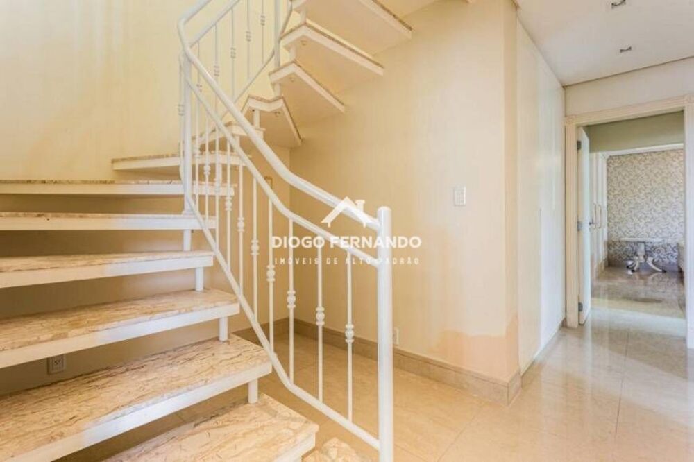 Apartamento à venda com 3 quartos, 127m² - Foto 5