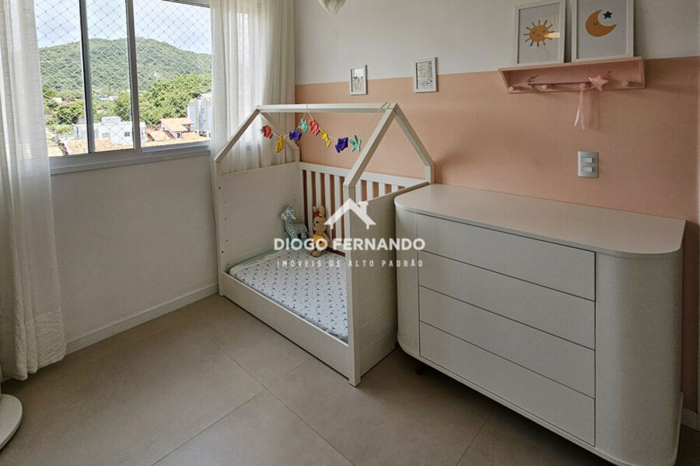 Apartamento à venda com 3 quartos, 96m² - Foto 4