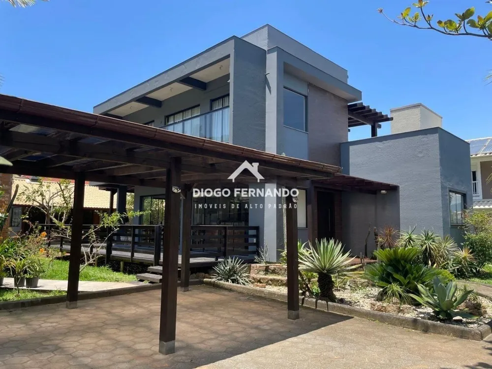 Casa, 5 quartos, 225 m² - Foto 4