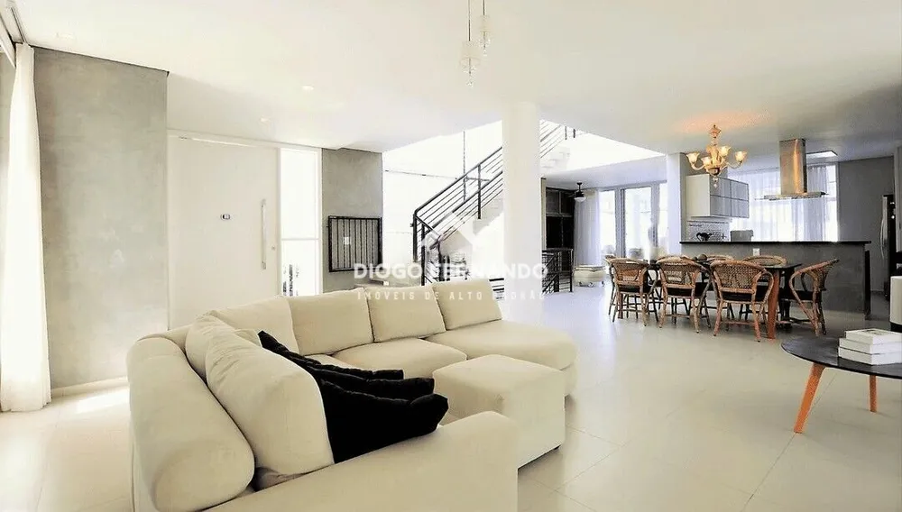 Casa de Condomínio, 5 quartos - Foto 1