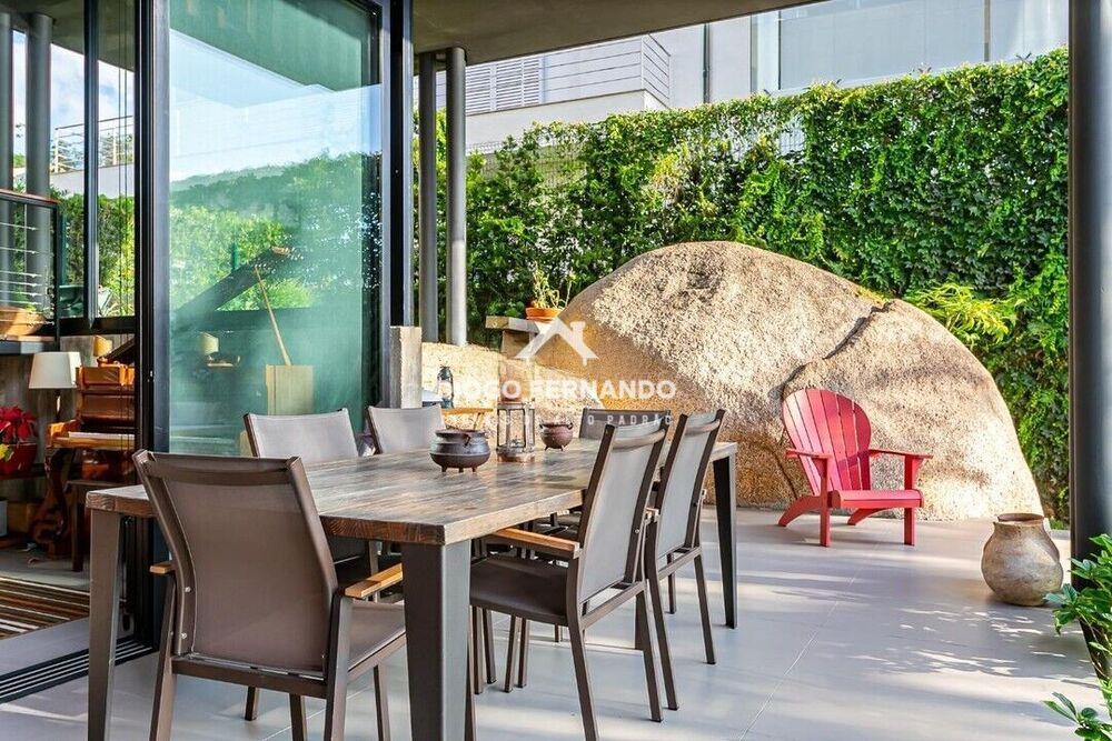 Casa de Condomínio à venda com 3 quartos, 340m² - Foto 11