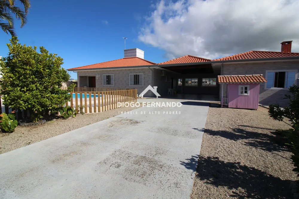 Casa, 4 quartos, 235 m² - Foto 2