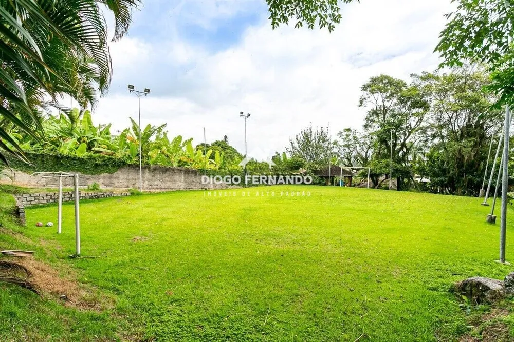 Casa, 6 quartos, 585 m² - Foto 2