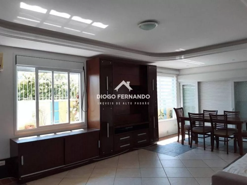 Casa, 3 quartos, 167 m² - Foto 2