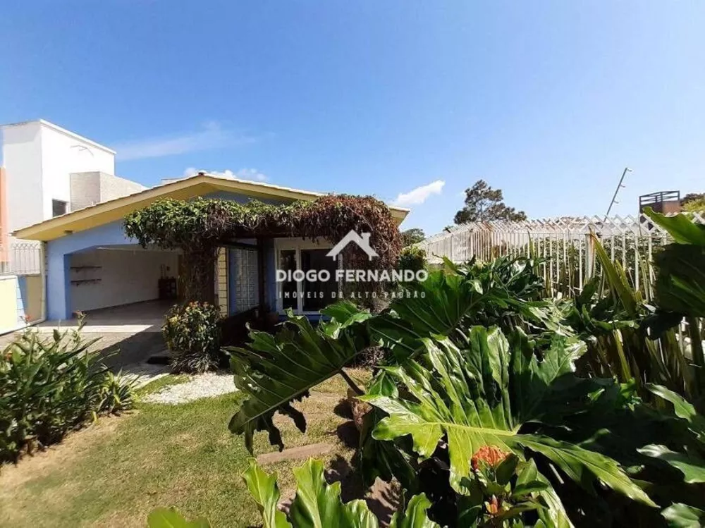 Casa, 3 quartos, 167 m² - Foto 1