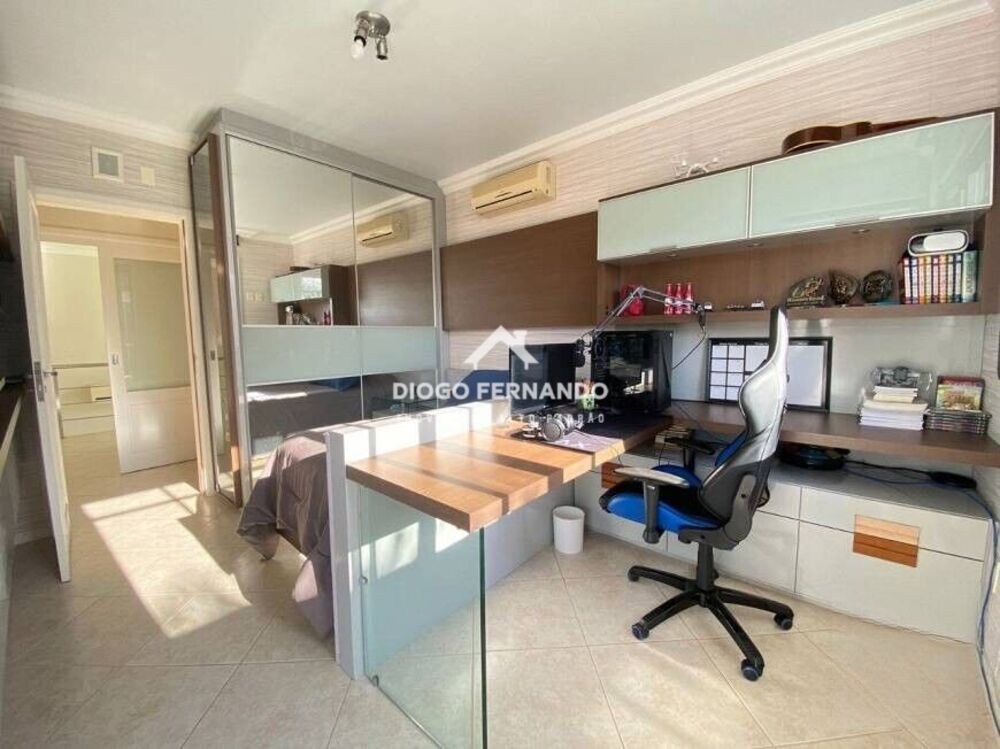 Casa de Condomínio à venda com 4 quartos, 390m² - Foto 9