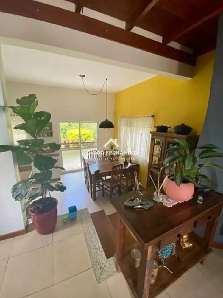 Casa, 3 quartos, 230 m² - Foto 2