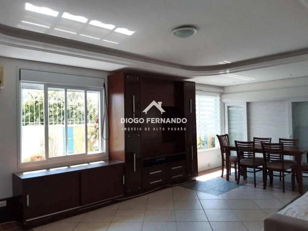 Casa, 3 quartos, 167 m² - Foto 2