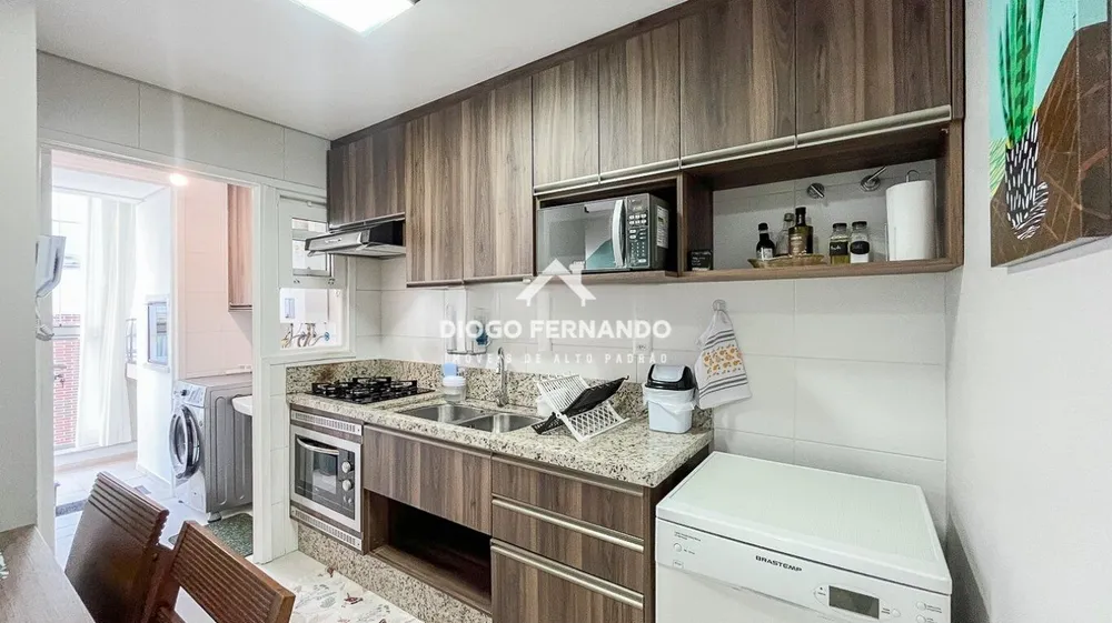 Apartamento, 2 quartos, 70 m² - Foto 2