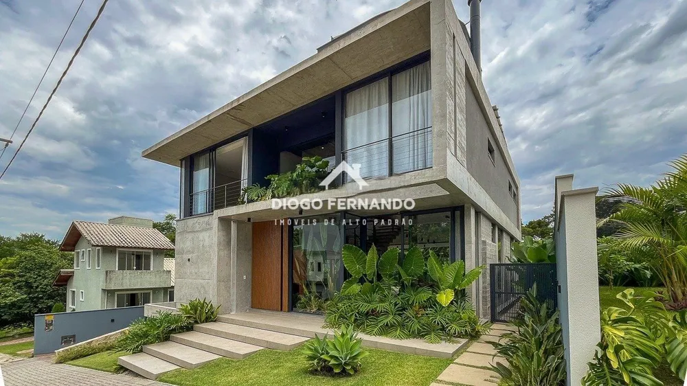 Casa, 5 quartos, 492 m² - Foto 1