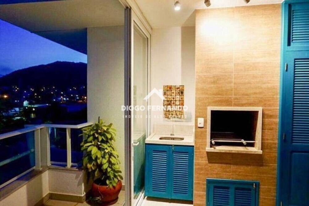 Cobertura à venda com 3 quartos, 218m² - Foto 2