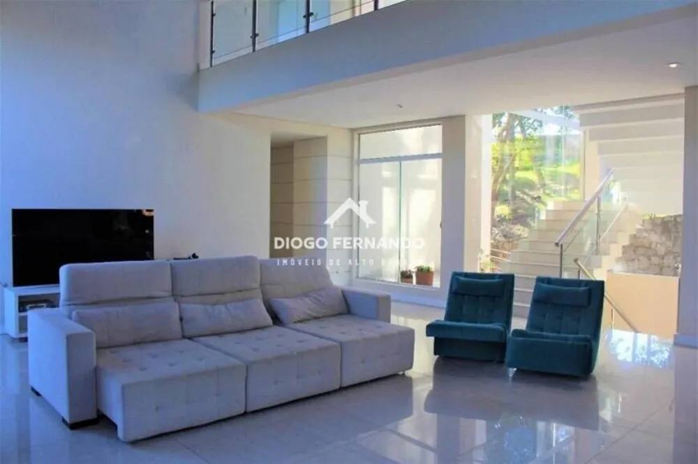 Casa, 3 quartos, 1000 m² - Foto 1