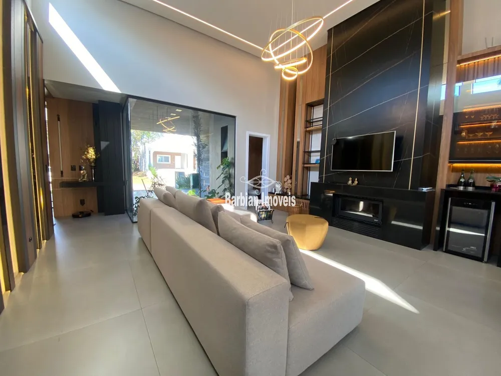 Casa, 3 quartos, 194 m² - Foto 2