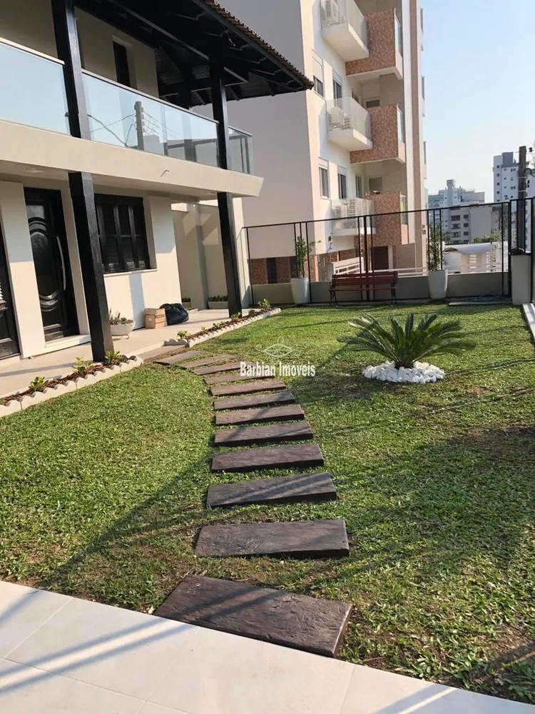 Casa, 3 quartos, 279 m² - Foto 3