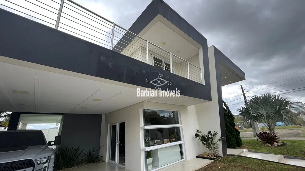 Casa, 3 quartos, 279 m² - Foto 1