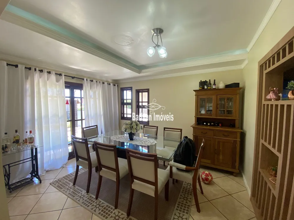 Casa, 4 quartos, 192 m² - Foto 2