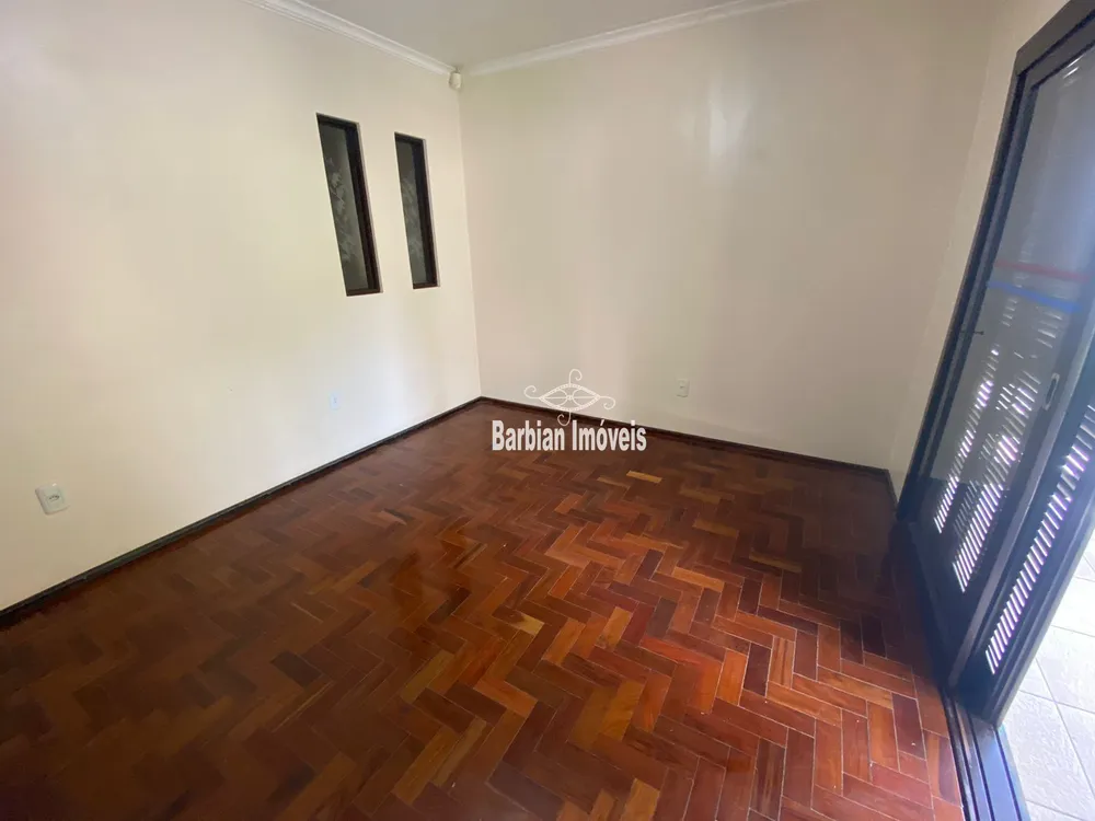 Casa, 3 quartos, 174 m² - Foto 1