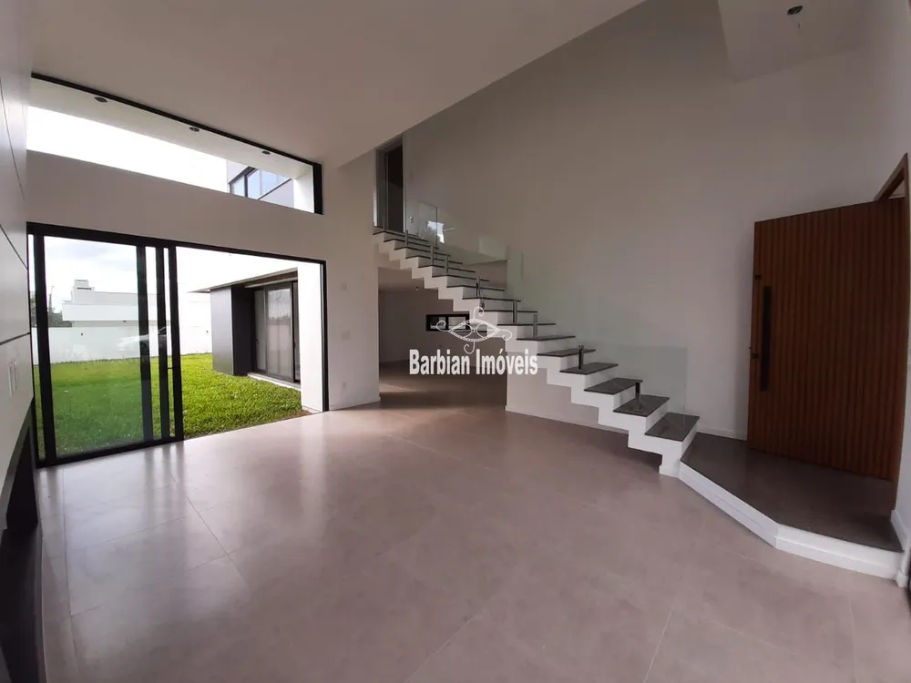 Casa, 3 quartos, 218 m² - Foto 2