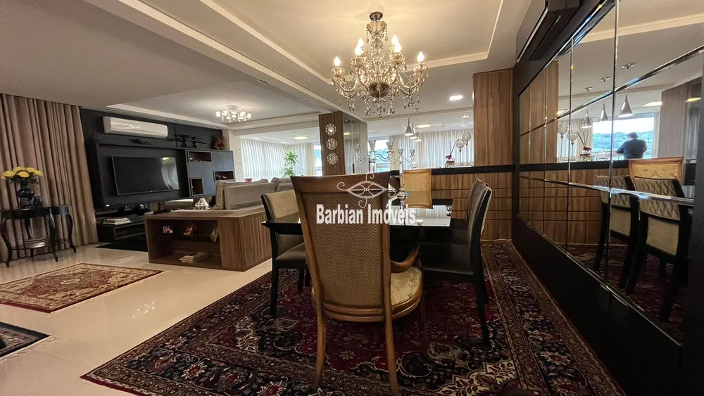 Apartamento, 3 quartos, 245 m² - Foto 1