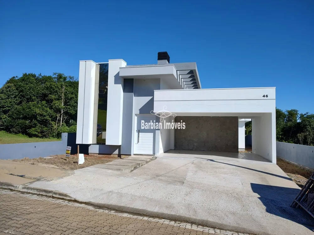 Casa, 3 quartos, 174 m² - Foto 1