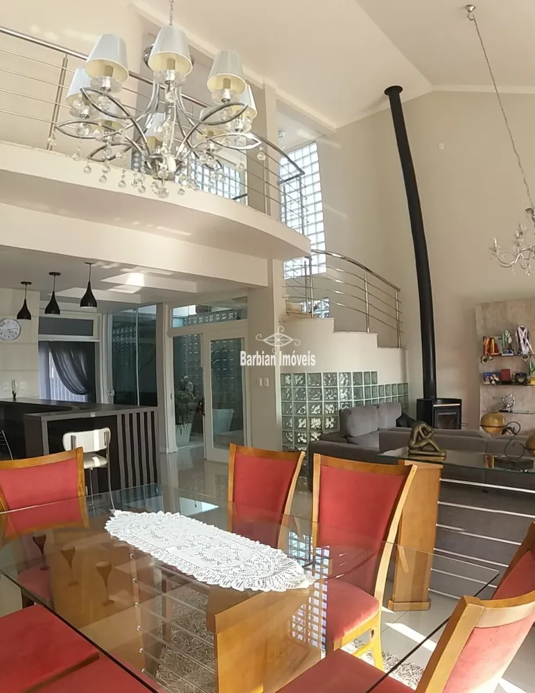 Casa, 3 quartos, 392 m² - Foto 1