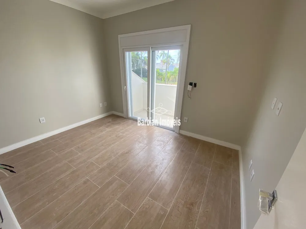 Casa, 3 quartos, 193 m² - Foto 2