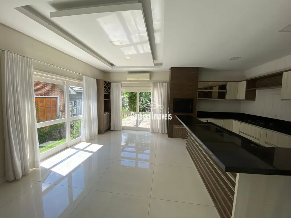 Casa, 3 quartos, 200 m² - Foto 3