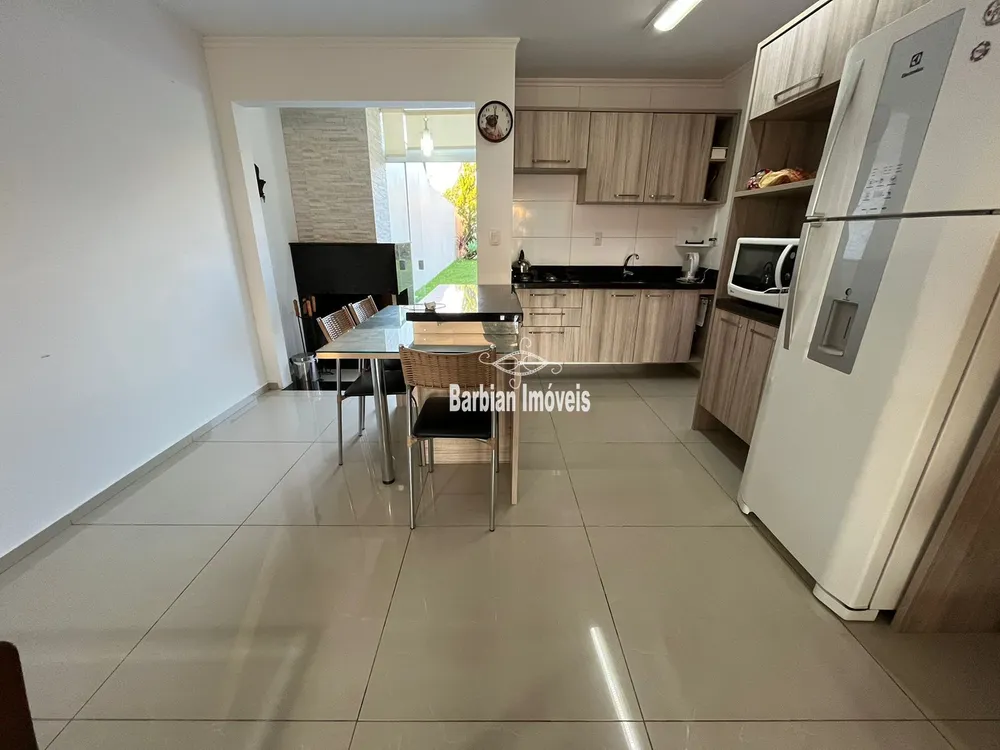 Apartamento, 3 quartos, 188 m² - Foto 1
