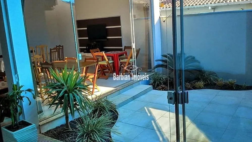 Casa, 3 quartos, 250 m² - Foto 4