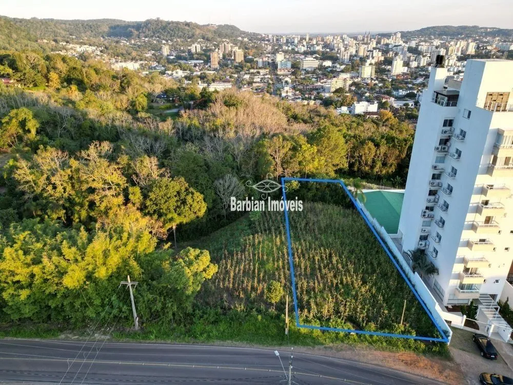 Loteamento e Condomínio, 973 m² - Foto 1