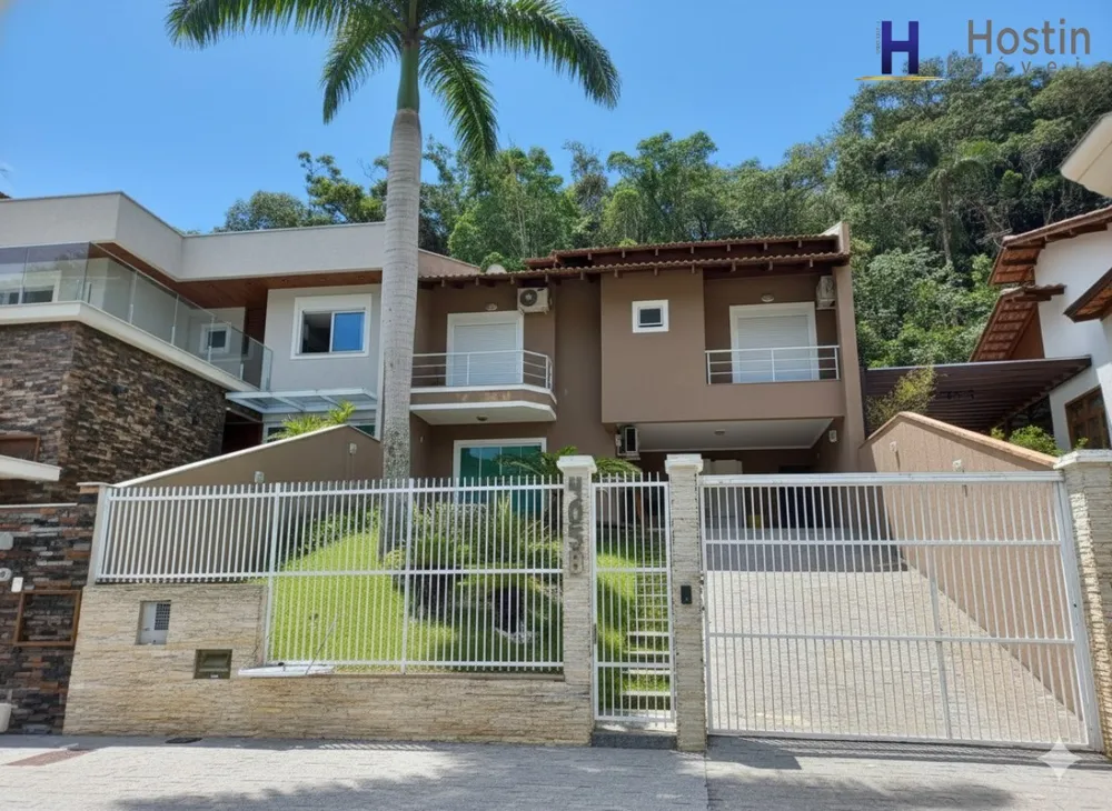 Casa, 3 quartos, 208 m² - Foto 1