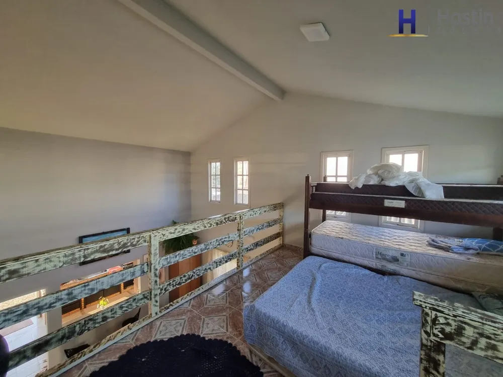 Casa, 1 quarto, 210 m² - Foto 1