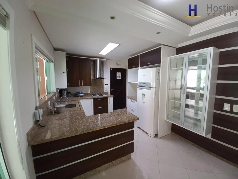 Casa, 3 quartos, 208 m² - Foto 10