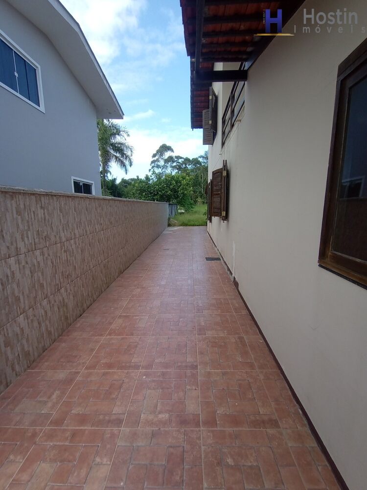 Casa para alugar com 3 quartos, 1312m² - Foto 8