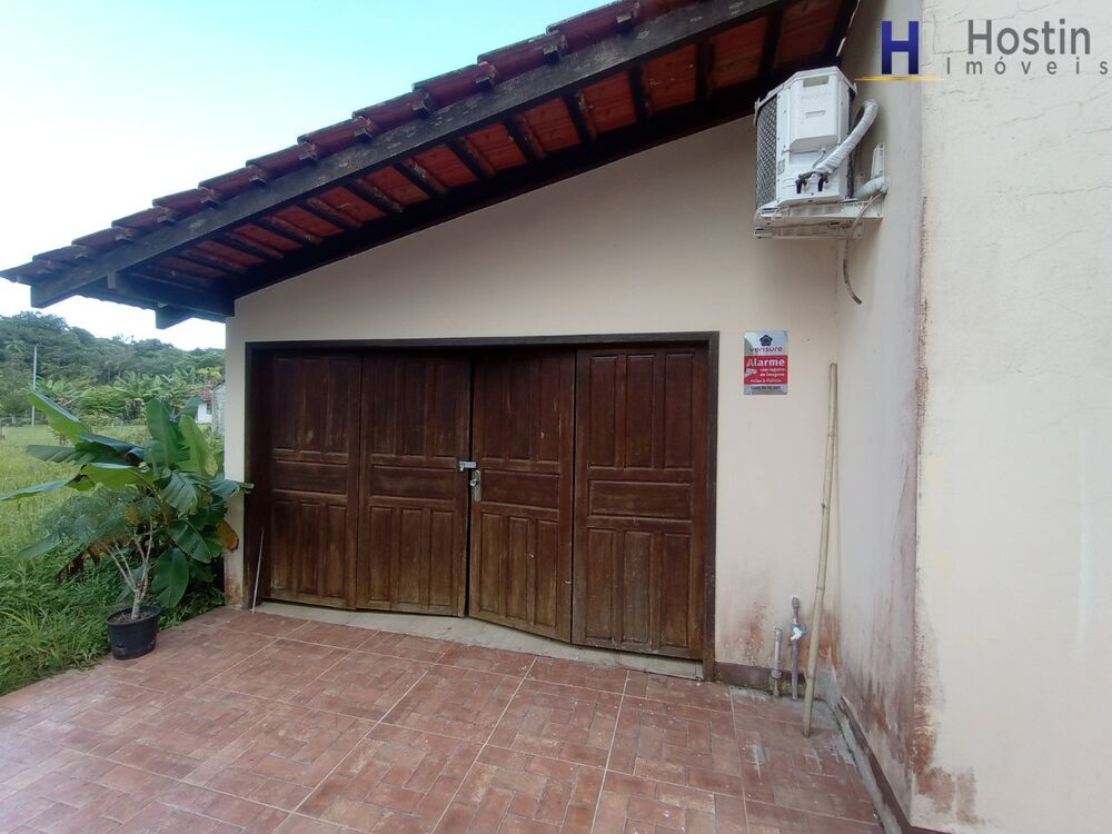 Casa para alugar com 3 quartos, 1312m² - Foto 9