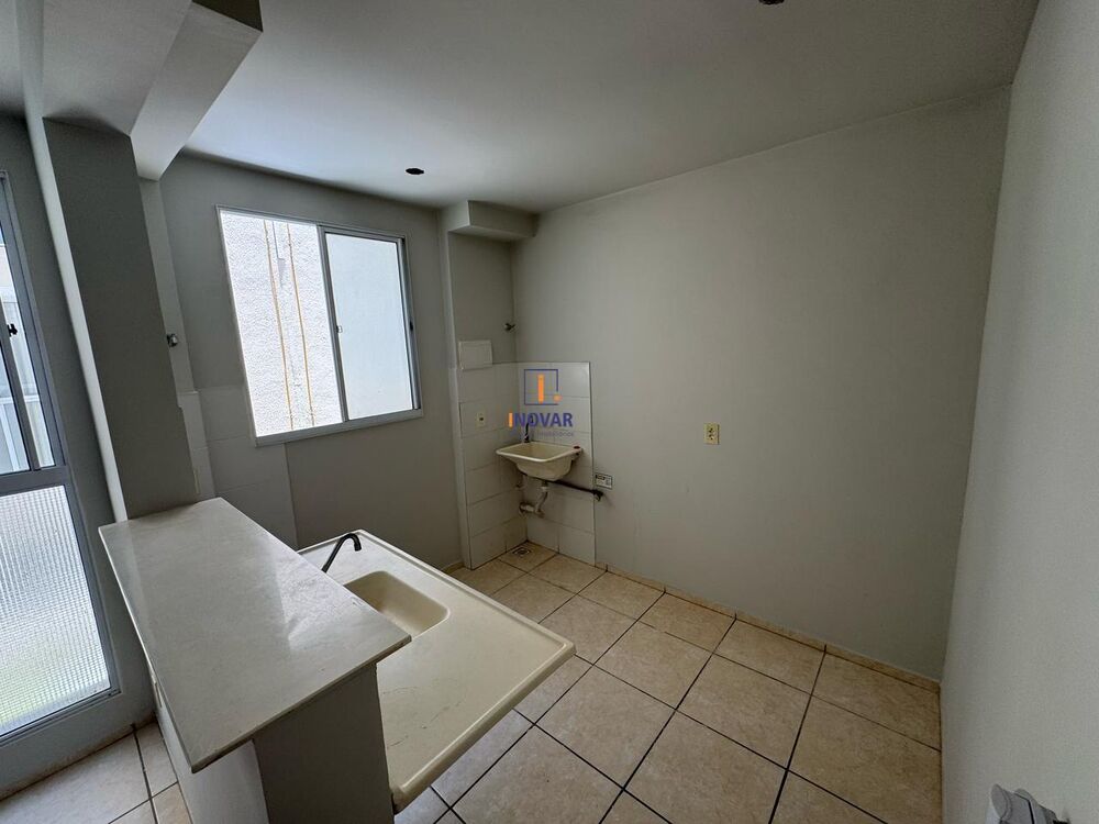 Apartamento à venda com 2 quartos, 42m² - Foto 1