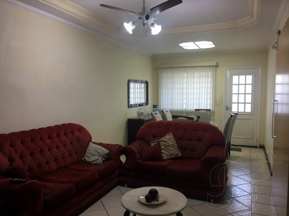 Casa, 3 quartos, 180 m² - Foto 2