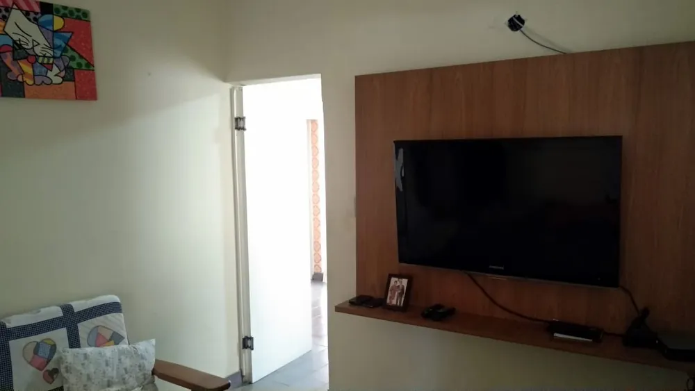 Casa, 4 quartos, 179 m² - Foto 2