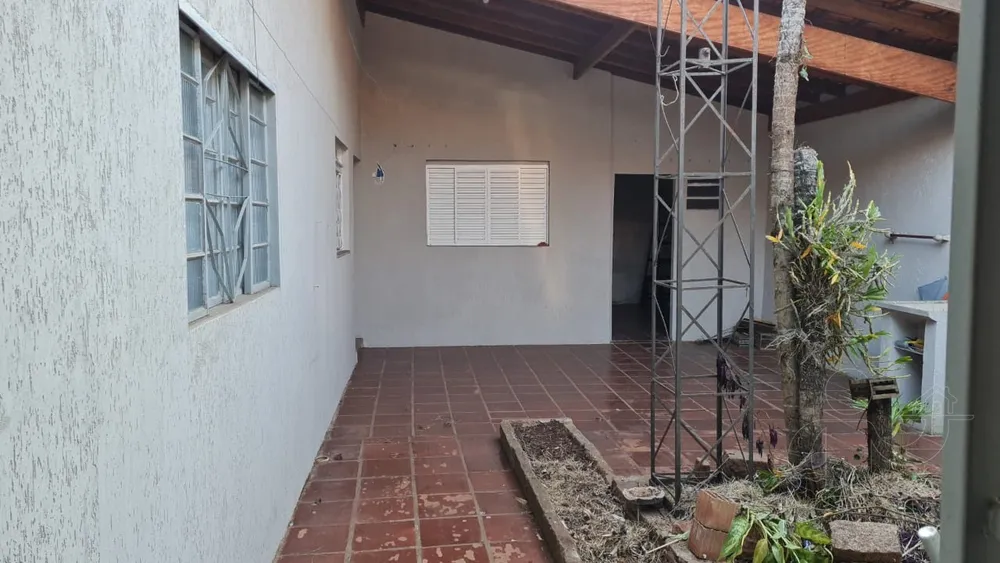 Casa, 3 quartos, 244 m² - Foto 1