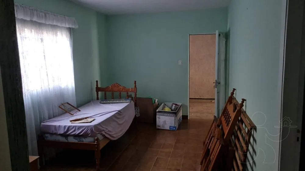 Casa, 3 quartos, 244 m² - Foto 2