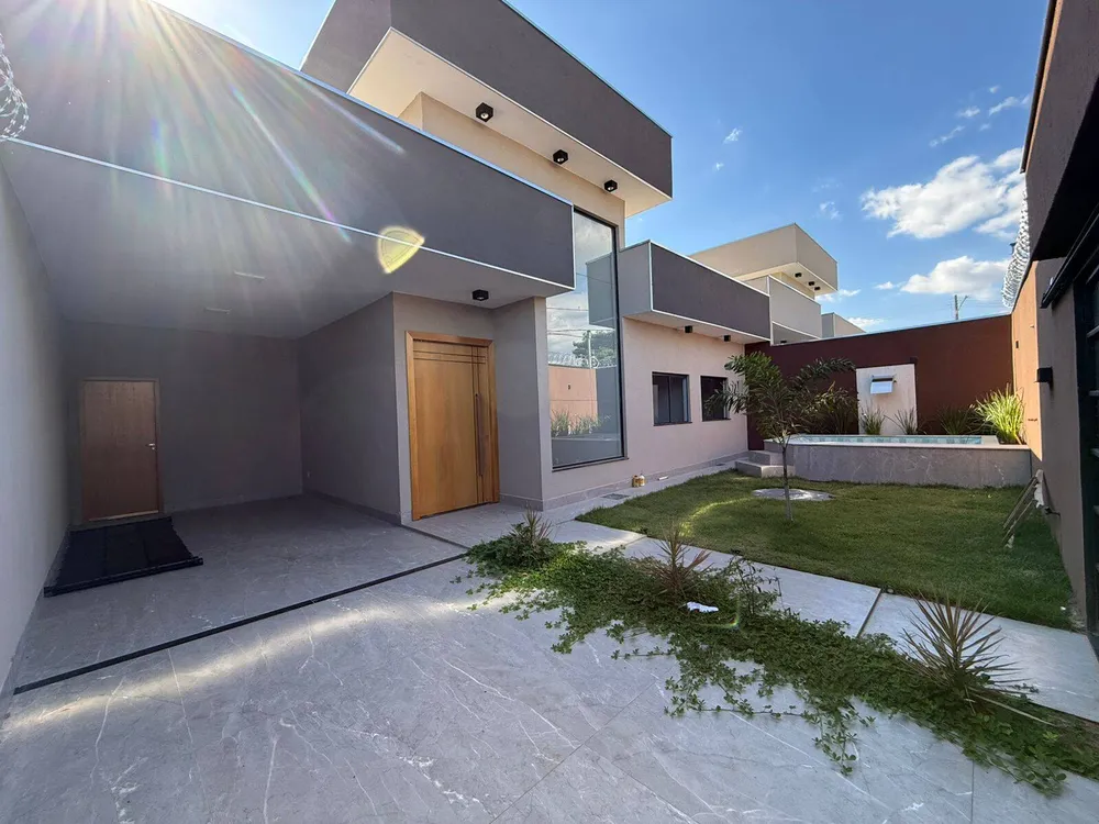 Casa, 3 quartos, 218 m² - Foto 2