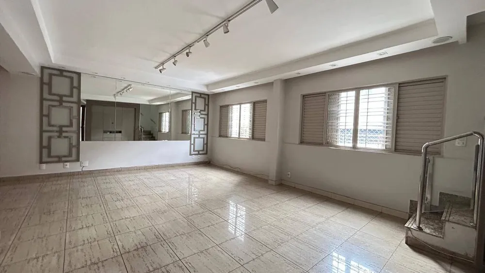 Casa, 3 quartos, 169 m² - Foto 1