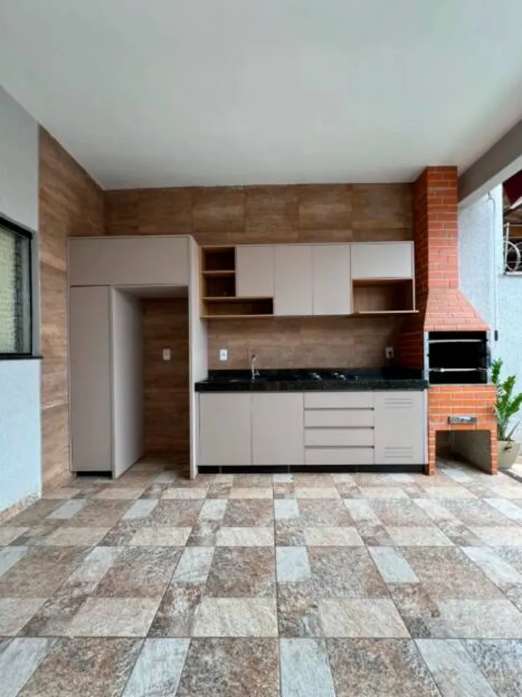 Casa, 3 quartos, 98 m² - Foto 2