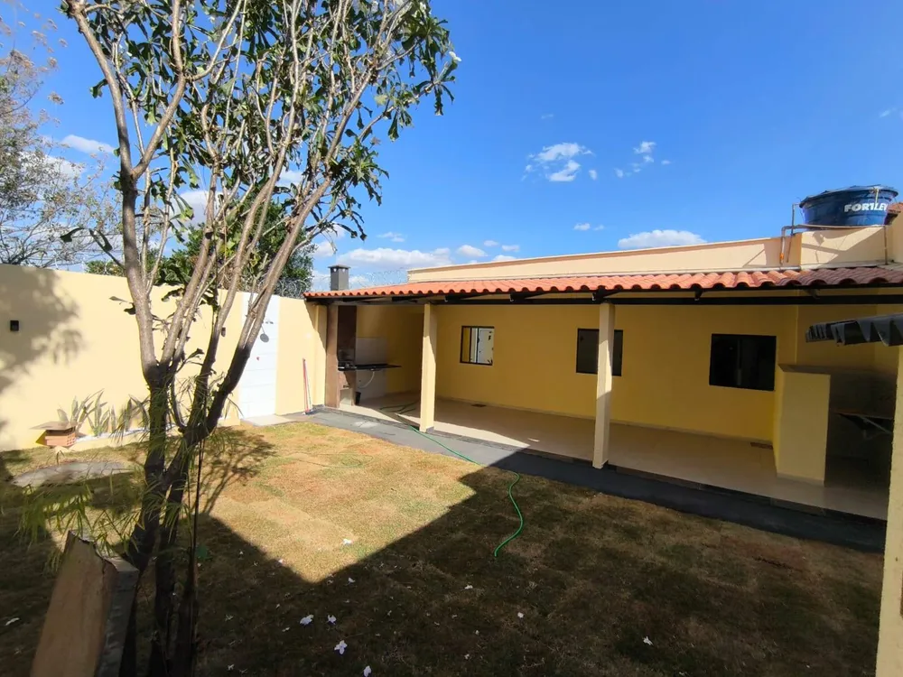 Casa, 3 quartos, 250 m² - Foto 1