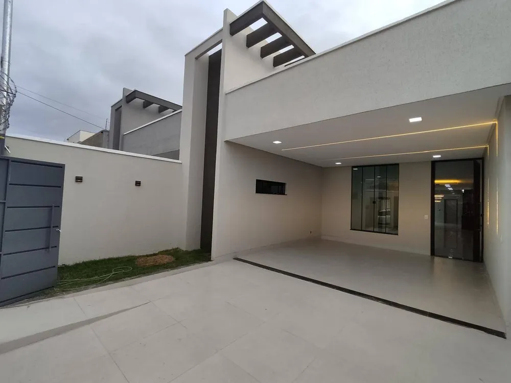Casa, 3 quartos, 210 m² - Foto 1