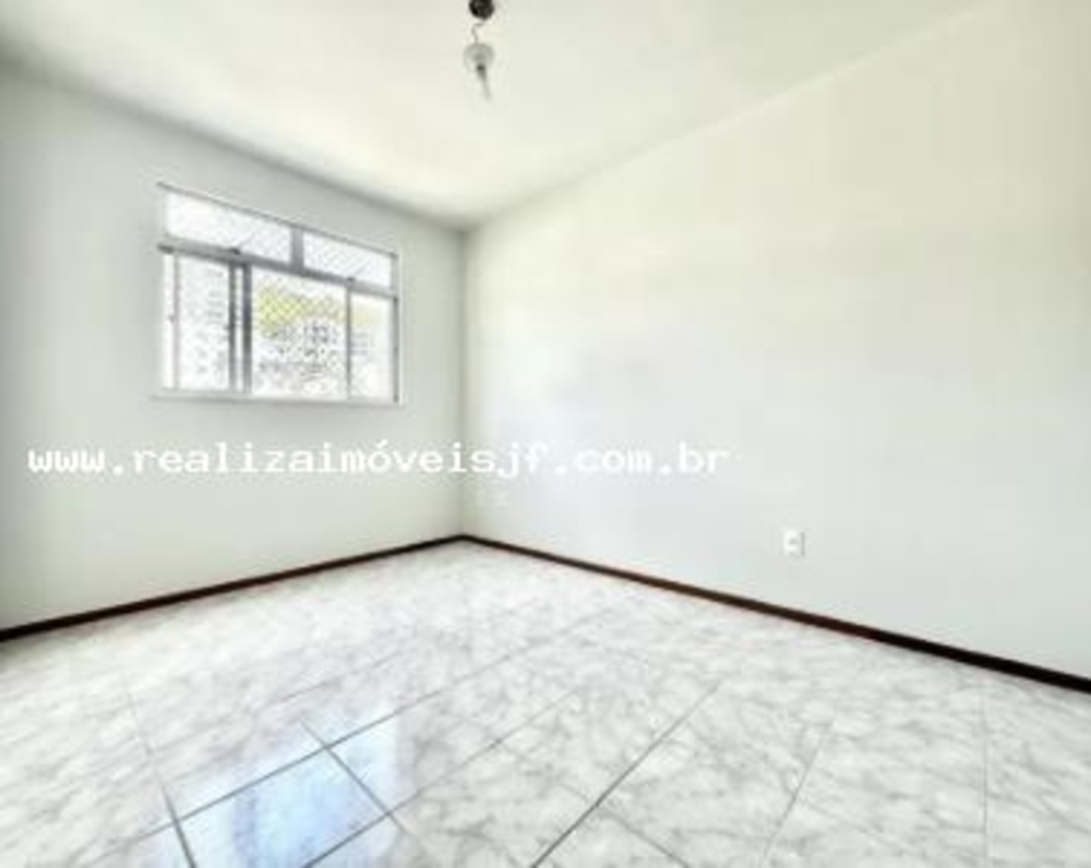 Apartamento à venda com 3 quartos, 80m² - Foto 2